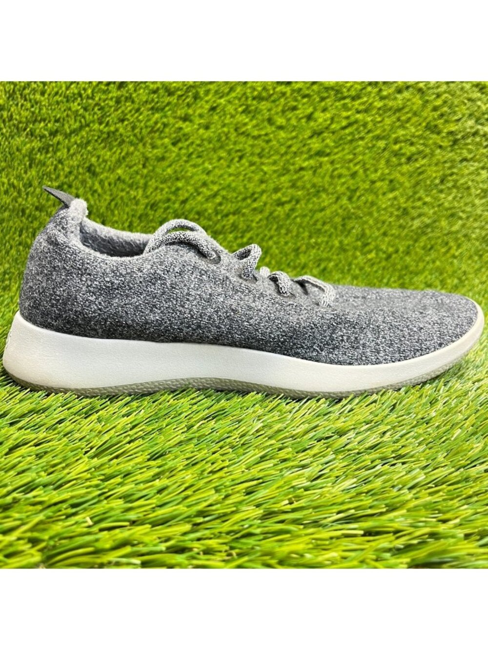 Allbirds Wool Runners Mens Size 9 Gray White Walking Running Shoes‎ Sneakers